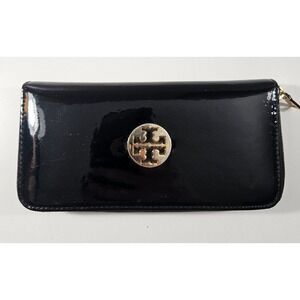 Tory Burch Black Patent Leather Robinson Zip Continental Wallet Gold Clutch